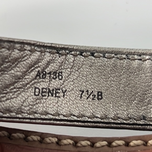 Coach Deney Black Patent Leather Flats Thong Sandals Sz:7.5 B - Picture 8 of 8